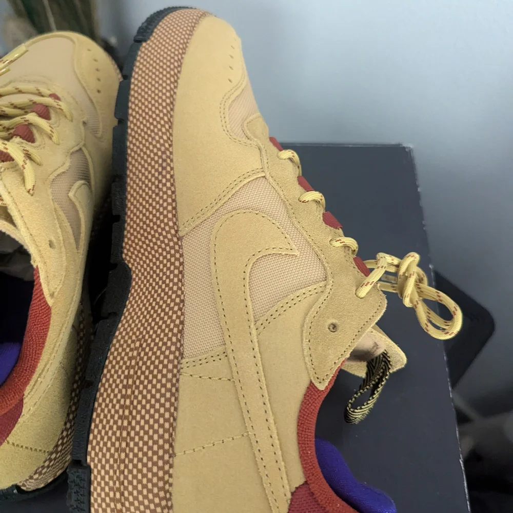 Nike Air Force 1 Wild Women Size 8.5 Brand New Wheat - Picture 7 of 10